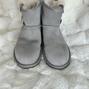 Koolaburra booties by Ugg size 6